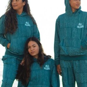 Kealopiko Teal Hoodie Size Medium